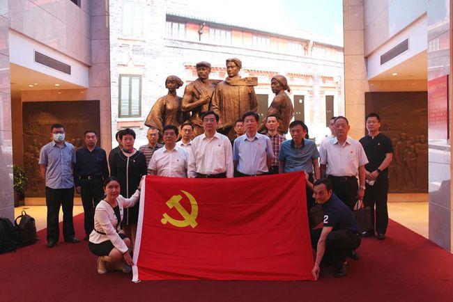 中产涌入三亚扎堆买房子:追求居住品质,文旅地产有了复苏迹象